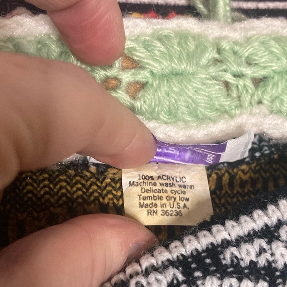 vintage 80s Arielle funky patterned knit sweater - Picture 4 of 5